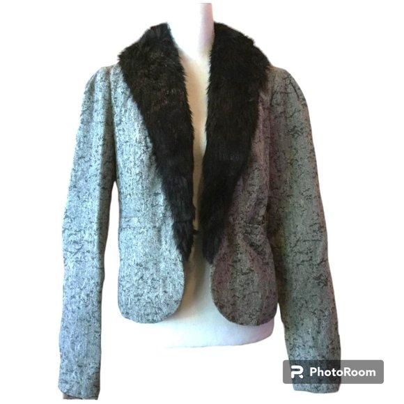 Kimchi Blue Women's Faux Fur Trim Blazer - Picture 1 of 6